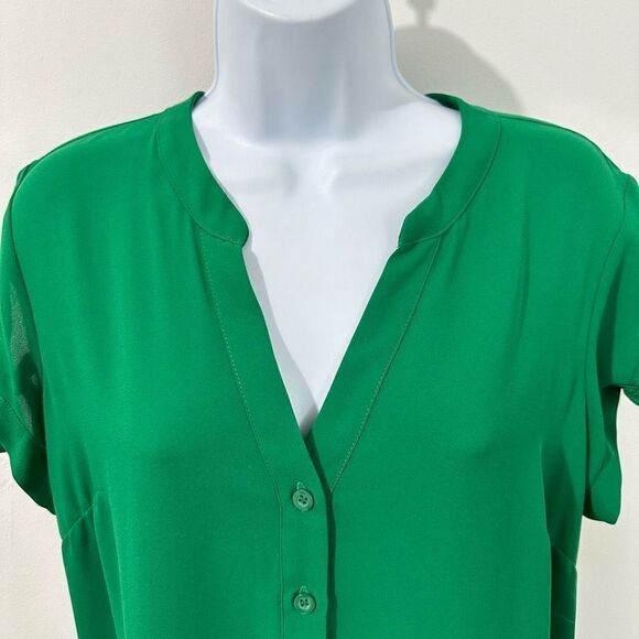 Soho green short sleeve blouse, V-neck color size M  A518 - Picture 2 of 6